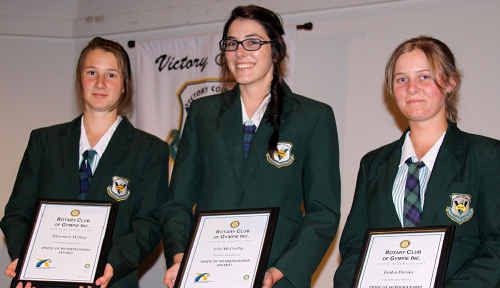 Pride of Workmanship Award recipients Rhiannon Withey, Erin McCarthy and Jaiden Davies. Pride of Workmanship Award recipients Rhiannon Withey, Erin McCarthy and Jaiden Davies.